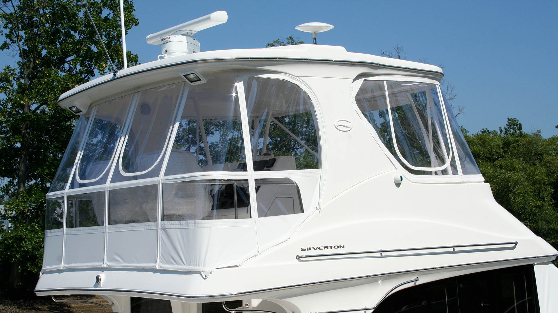 how to clean vinyl windows on a boat